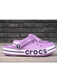 Sandały damskie na basen Crocs BAYABAND CLOG. Kolor: biały, fioletowy, wielokolorowy. Styl: sportowy