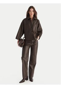 ViCOLO Spodnie skórzane TF0318 Brązowy Regular Fit. Kolor: brązowy. Materiał: skóra #3