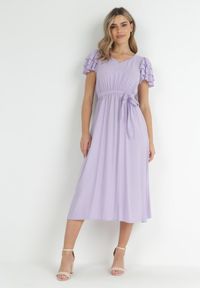 Born2be - Fioletowa Sukienka Midi z Wiskozy z Gumką w Pasie i Materiałowym Paskiem Aricia. Okazja: na randkę, na uczelnię. Kolor: fioletowy. Materiał: wiskoza, materiał. Długość: midi #3