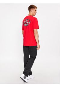 DC T-Shirt Truckin Tees Rqr7 ADYZT05284 Czerwony Regular Fit. Kolor: czerwony. Materiał: bawełna #7