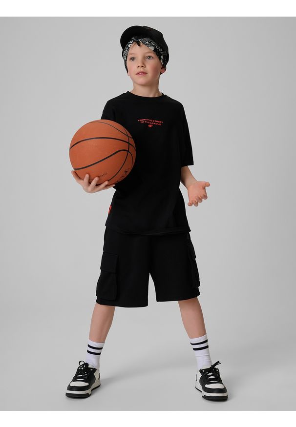 4f - 4F T-shirt loose z nadrukiem chłopięcy - czarny 158/164 (12-14 lat). Kolor: czarny. Materiał: materiał. Wzór: nadruk. Sezon: lato