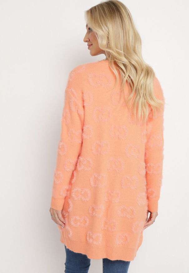 Born2be - Pomarańczowy Niezapinany Kardigan w Cętki z Dłuższym Włosiem Weatha. Kolor: pomarańczowy. Długość rękawa: długi rękaw. Długość: długie