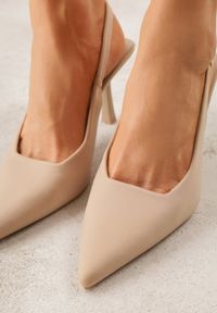 Born2be - Beżowe Sandały na Szpilce z Odkrytą Piętą Uhrtila. Okazja: na co dzień. Zapięcie: sprzączka. Kolor: beżowy. Materiał: jeans. Obcas: na szpilce. Styl: casual, elegancki, klasyczny #9