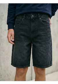 Sinsay - Bawełniane szorty jeansowe - szary. Kolor: szary. Materiał: bawełna, jeans #1