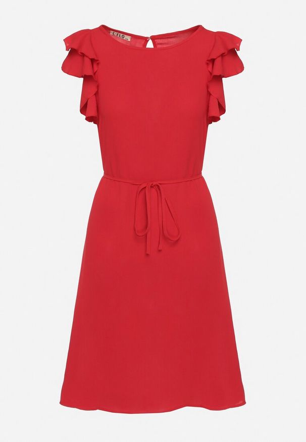 Born2be - Czerwona Trapezowa Sukienka z Krótkim Rękawem z Falbankami Wiązana Cienkim Paskiem Rissalia. Typ kołnierza: kołnierz z falbankami. Kolor: czerwony. Długość rękawa: krótki rękaw. Typ sukienki: trapezowe. Styl: klasyczny