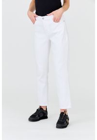 7 FOR ALL MANKIND Białe jeansy damskie Josefina. Kolor: biały. Styl: vintage #4