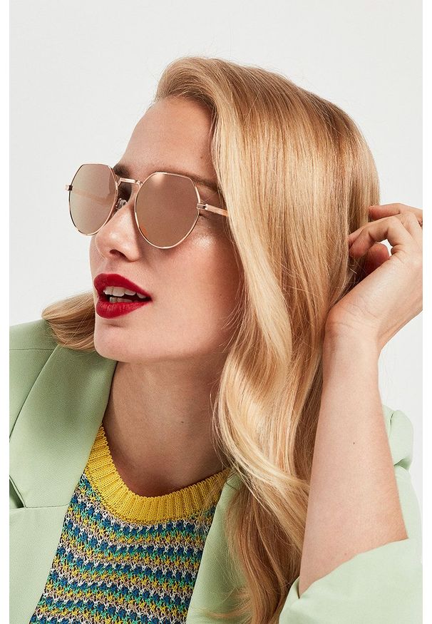 Hawkers - Okulary przeciwsłoneczne AURA - ROSE GOLD. Kształt: okrągłe. Kolor: różowy