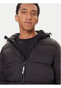 Guess Kurtka zimowa Z5BL17 WO06I Czarny Regular Fit. Kolor: czarny. Materiał: syntetyk. Sezon: zima