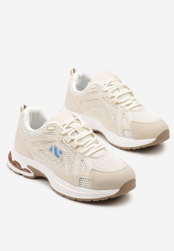 Born2be - Beżowe Sneakersy z Geometrycznym Wzorem Froloti. Okazja: na co dzień. Zapięcie: sznurówki. Kolor: beżowy. Materiał: jeans. Wzór: geometria