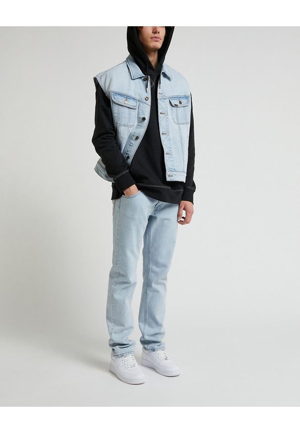Lee - LEE LOOSE SEASONAL HOODIE MĘSKA BLUZA Z KAPTUREM KANGURKA WASHED BLACK LL26FTON 112331482. Typ kołnierza: kaptur