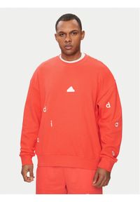 Adidas - adidas Bluza Embroidered IS2037 Czerwony Loose Fit. Kolor: czerwony. Materiał: bawełna