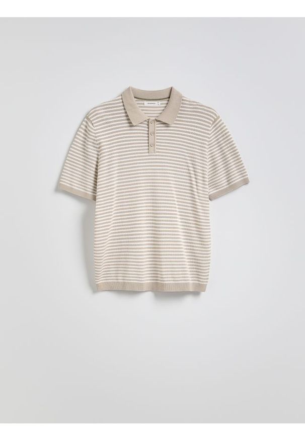 Reserved - Sweter polo z wiskozą - beżowy. Typ kołnierza: polo. Kolor: beżowy. Materiał: wiskoza