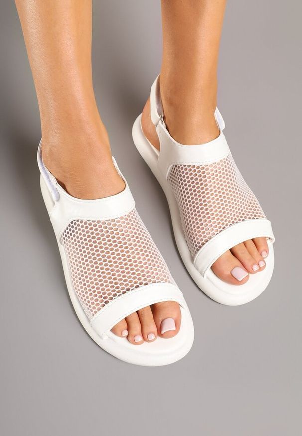 Born2be - Białe Sandały z Siateczkową Cholewką Ranevia. Okazja: na spacer, na co dzień. Zapięcie: rzepy. Kolor: biały. Styl: elegancki, casual