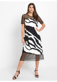 Sukienka midi z nadrukiem bonprix czarno-biały w paski zebry. Kolor: czarny. Wzór: nadruk, motyw zwierzęcy, paski. Długość: midi #4