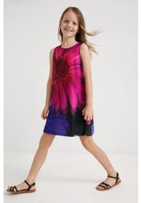 Desigual sukienka dziecięca kolor fioletowy mini rozkloszowana. Kolor: fioletowy. Materiał: bawełna, dzianina. Długość rękawa: na ramiączkach. Typ sukienki: rozkloszowane. Długość: mini #1