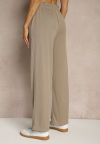 Renee - Ciemnobeżowe Spodnie High Waist o Fasonie Paper Bag z Gumką w Talii Lunalitia. Okazja: na co dzień. Stan: podwyższony. Kolor: beżowy. Wzór: aplikacja. Styl: casual, elegancki