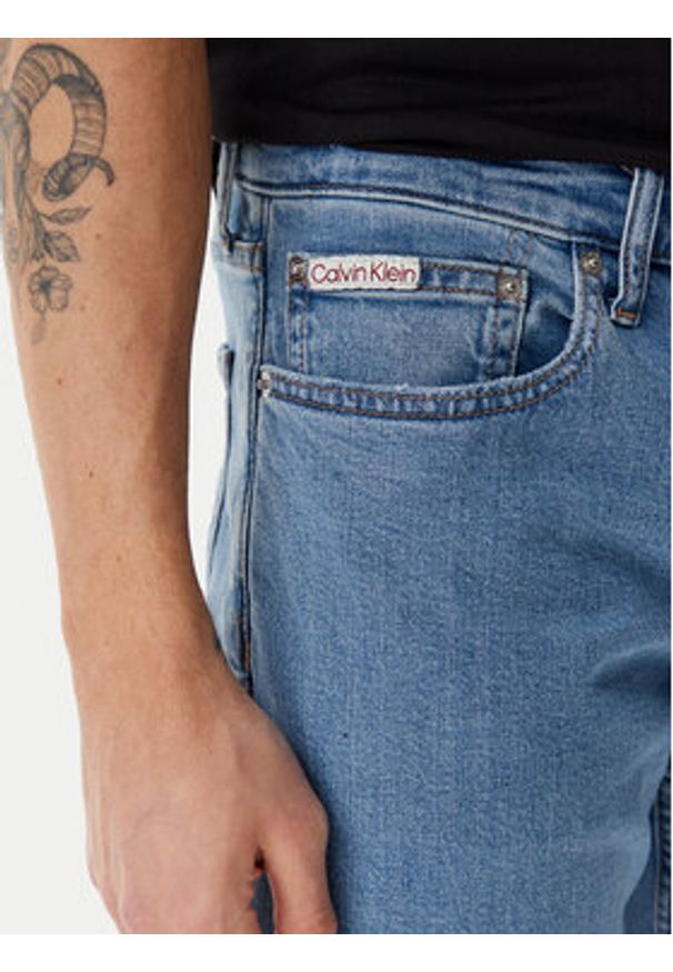 Calvin Klein Jeans Jeansy LV04RB737G Niebieski Slim Fit. Kolor: niebieski