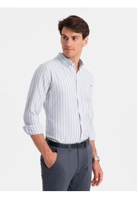 Ombre Clothing - Koszula męska REGULAR FIT w białe paski z kieszonką – szara V1. Okazja: do pracy. Typ kołnierza: button down. Kolor: szary. Materiał: materiał, bawełna. Wzór: paski. Styl: klasyczny, elegancki #3