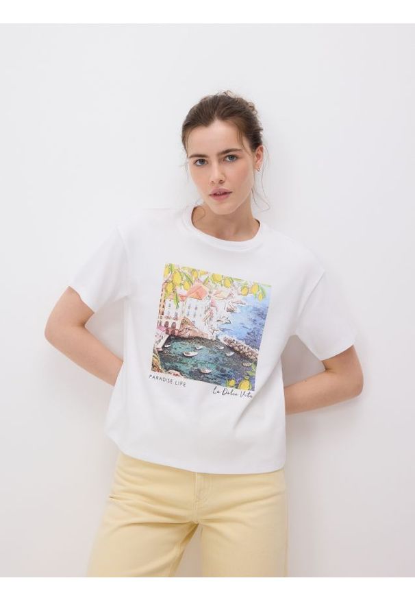 Reserved - T-shirt z nadrukiem - biały. Kolor: biały. Materiał: bawełna. Wzór: nadruk