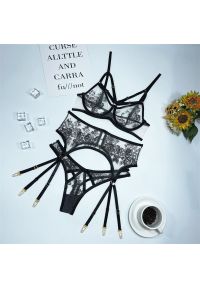 Intica - Komplet bielizny z delikatnymi zdobieniami dla podkreślenia sylwetki Lelah. Kolor: czarny. Materiał: materiał. Wzór: aplikacja