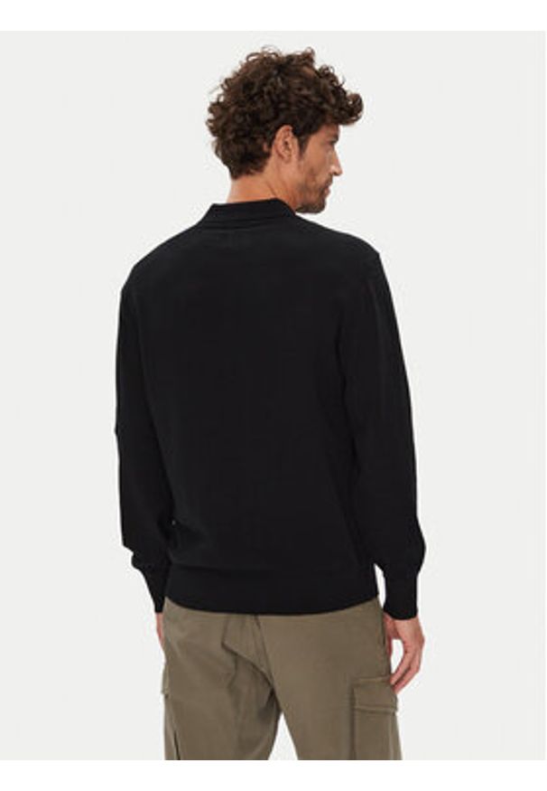 C.P. Company Sweter 19CMKN038A005528A Czarny Regular Fit. Kolor: czarny. Materiał: wełna