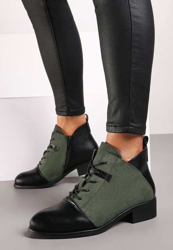 Born2be - Zielone Płaskie Botki z Kontrastowymi Elementami i Sznurowaniem Lorian. Okazja: na co dzień, na spacer. Zapięcie: sznurówki. Kolor: zielony. Materiał: jeans. Styl: casual, klasyczny, elegancki