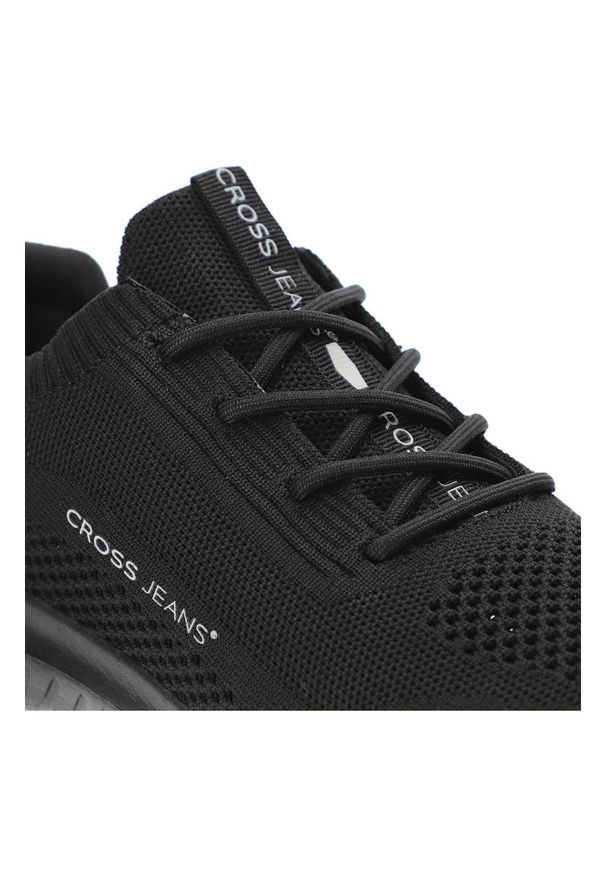 Czarne Sneakersy Cross Jeans Wygodne Buty Męskie. Okazja: na co dzień. Kolor: czarny. Materiał: materiał. Szerokość cholewki: normalna. Wzór: aplikacja