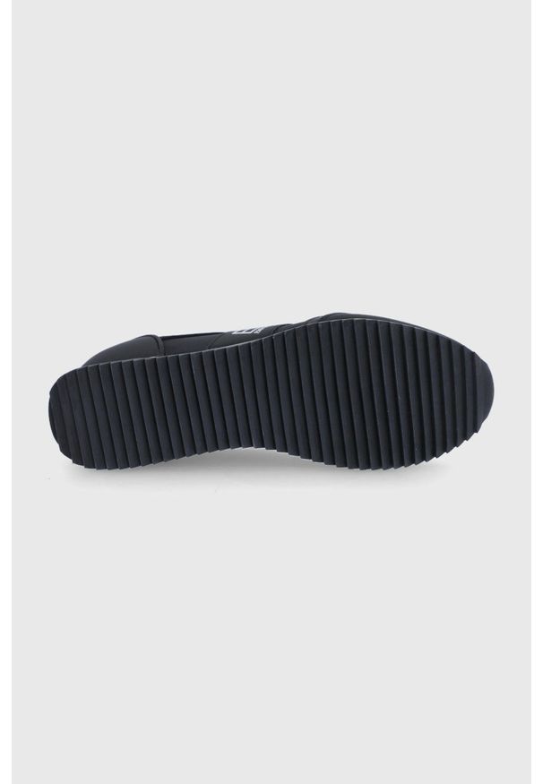 EA7 Emporio Armani - Buty. Nosek buta: okrągły. Zapięcie: sznurówki. Kolor: czarny. Obcas: na obcasie, na płaskiej podeszwie. Wysokość obcasa: niski