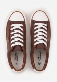 Born2be - Brązowe Klasyczne Trampki do Kostki z Lamówką przy Podeszwie Kasiope. Okazja: na co dzień. Kolor: brązowy. Materiał: jeans. Styl: klasyczny #9