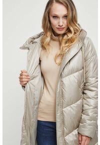medicine - Medicine płaszcz damski kolor beżowy zimowy. Kolor: beżowy. Sezon: zima #6
