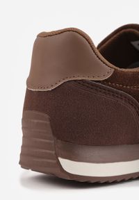 Born2be - Brązowe Sneakersy Casualowe z Imitacji Zamszu z Podeszwą z Bieżnikiem Alevtina. Okazja: na co dzień. Zapięcie: sznurówki. Kolor: brązowy. Materiał: zamsz #2