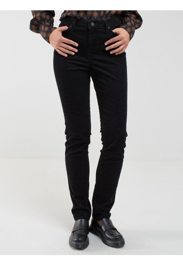 Big-Star - Spodnie damskie sztruks czarne Katrina High Waist Cord 906. Stan: podwyższony. Kolor: czarny. Długość: krótkie. Styl: retro, elegancki