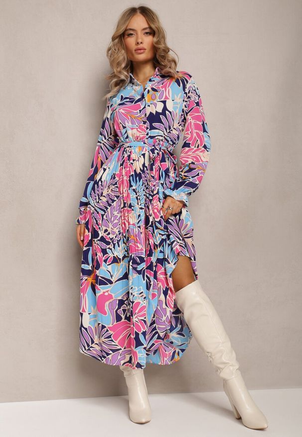Renee - Niebiesko-Różowa Plisowana Sukienka Maxi w Kwiaty z Wiązanym Paskiem Marleen. Kolor: niebieski. Materiał: materiał. Wzór: kwiaty. Długość: maxi