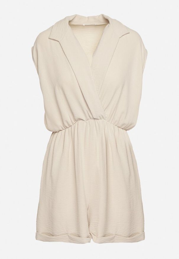 Born2be - Beżowy Kombinezon z Nakładkowym Dekoltem i Gumką w Talii Nansaliah. Kolor: beżowy