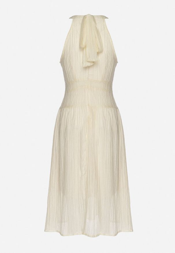 Born2be - Jasnobeżowa Rozkloszowana Sukienka z Tłoczonej Tkaniny z Wiązaniem z Tyłu Nimioretta. Okazja: na ślub cywilny, na imprezę, na wesele. Kolor: beżowy. Materiał: tkanina. Wzór: aplikacja. Typ sukienki: rozkloszowane. Styl: elegancki