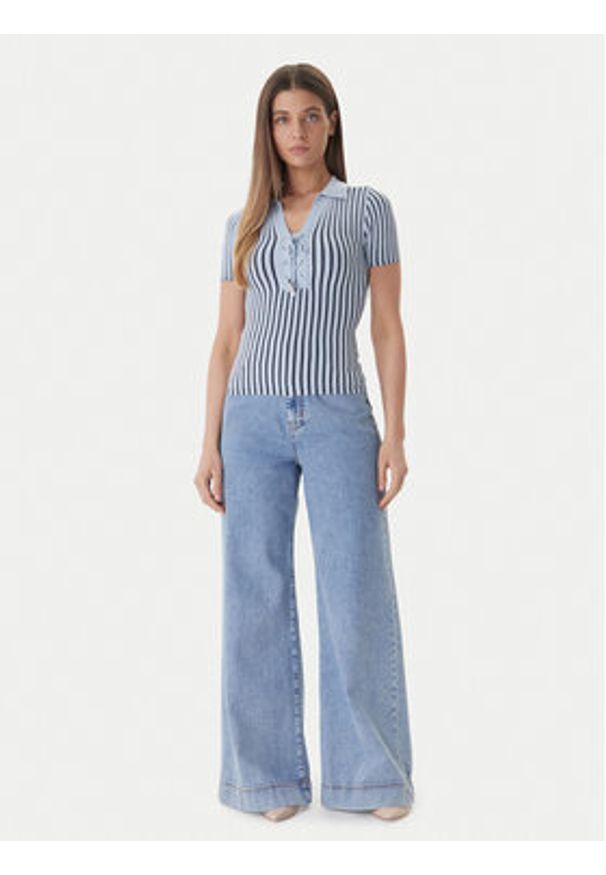 Guess Sweter W6GR09 Z0590 Błękitny Regular Fit. Kolor: niebieski. Materiał: wiskoza