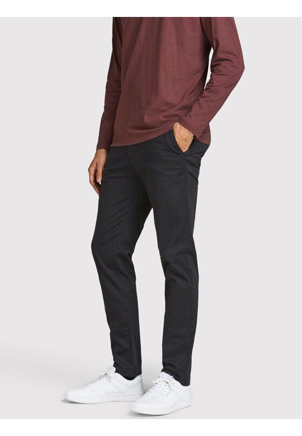 Jack & Jones - Jack&Jones Chinosy Marco 12150158 Czarny Slim Fit. Kolor: czarny. Materiał: bawełna