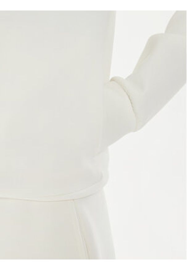 Guess Bluza V4YQ06 KCAY2 Écru Regular Fit. Kolor: kremowy. Materiał: syntetyk