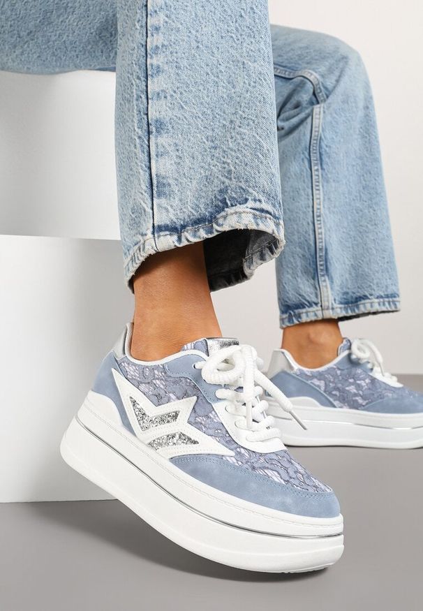 Born2be - Niebieskie Sneakersy na Grubej Podeszwie z Gwiazdą i Brokatem Telesaris. Kolor: niebieski. Materiał: jeans