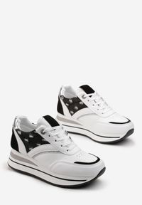 Renee - Biało-Czarne Sznurowane Sneakersy z Ekoskóry z Błyszczącymi Wstawkami Fiviara. Okazja: na co dzień. Zapięcie: pasek. Kolor: biały. Szerokość cholewki: normalna. Wzór: paski #5