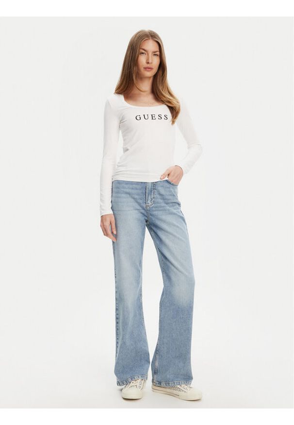Guess Bluzka O5RI00 KBBU1 Biały Regular Fit. Kolor: biały. Materiał: bawełna