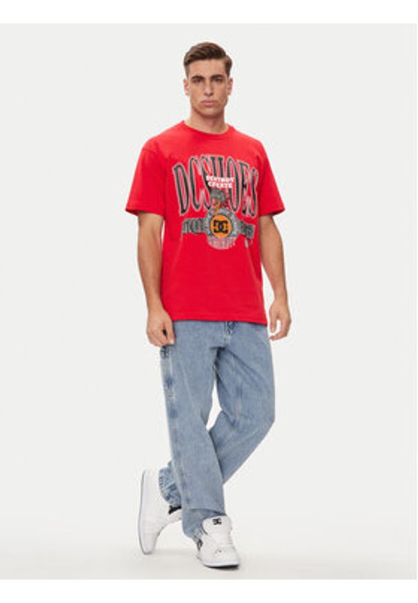 DC Shoes T-Shirt Shy Town Hss ADYZT05345 Czerwony Regular Fit. Kolor: czerwony. Materiał: bawełna