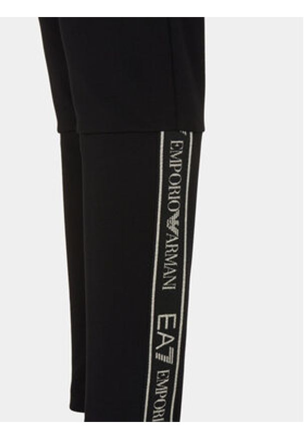 EA7 Emporio Armani Dres 6RTV56 TJKWZ 1200 Czarny Regular Fit. Kolor: czarny. Materiał: dresówka, bawełna