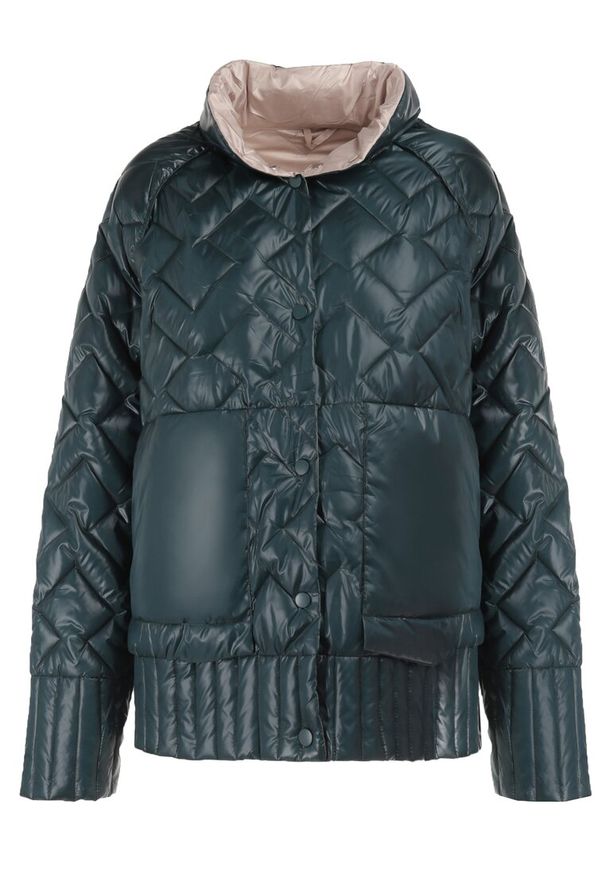 Born2be - Ciemnozielona Kurtka Dwustronna Hypsora. Typ kołnierza: kołnierzyk stójkowy. Kolekcja: plus size. Kolor: zielony. Materiał: tkanina. Długość rękawa: długi rękaw. Długość: długie. Wzór: jednolity, geometria, aplikacja