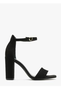 Ryłko - Czarne sandały na wysokim słupku REBEKA. Kolor: czarny. Materiał: welur. Obcas: na słupku. Wysokość obcasa: średni #1