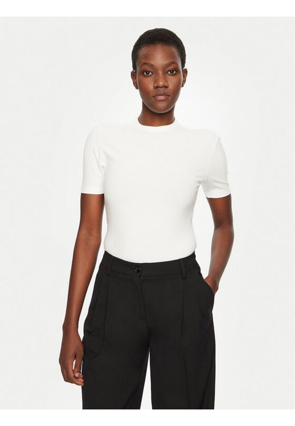 Calvin Klein T-Shirt K20K208052 Biały Slim Fit. Kolor: biały