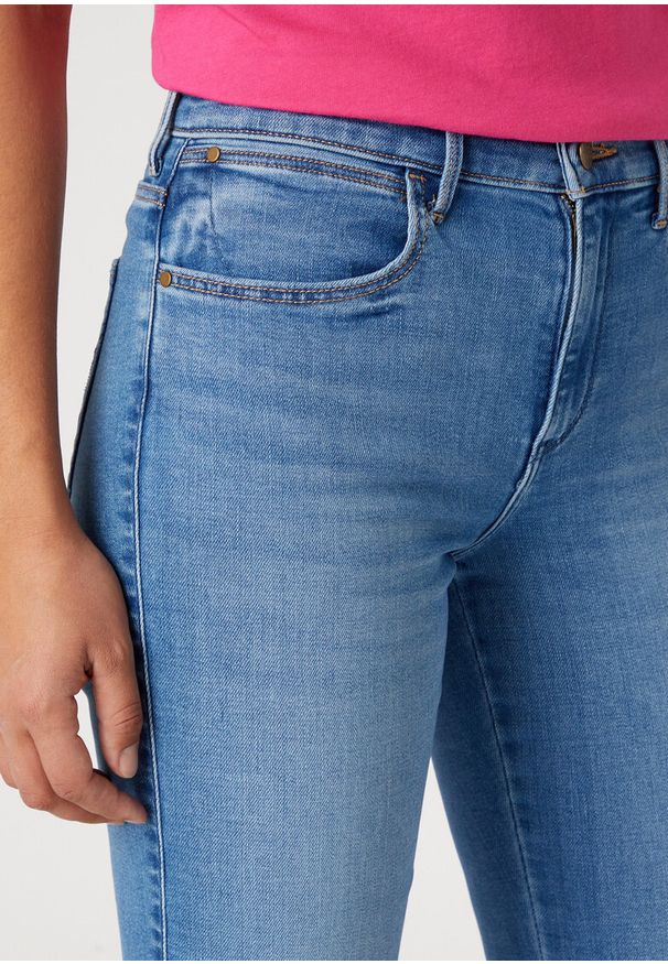 Wrangler - WRANGLER DAMSKIE SPODNIE JEANSOWE WRANGLER SLIM PEARL W26LCY37M 112332355