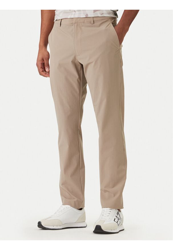 EA7 Emporio Armani Spodnie materiałowe 7M000509 AF14589 U6167 Beżowy Regular Fit. Kolor: beżowy. Materiał: syntetyk