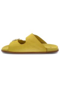 Żółte Klapki Hee Modne Skórzane Obuwie Damskie. Okazja: na spacer. Kolor: żółty. Materiał: skóra. Sezon: lato. Styl: elegancki, wakacyjny #6