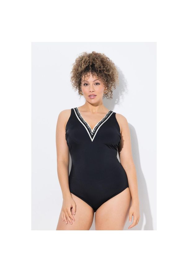 ULLA POPKEN - Damski Strój kąpielowy ozdobny dekolt miękkie miseczki z recyklingu. Kolekcja: plus size. Kolor: czarny. Materiał: poliester, elastan, poliamid, materiał